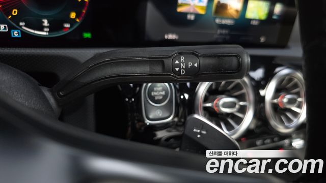 Mercedes-Benz CLA-Class 2020 — photo 12