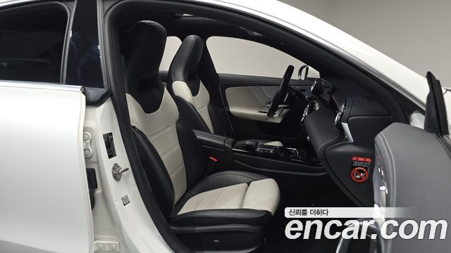Mercedes-Benz CLA-Class 2020 — photo 17