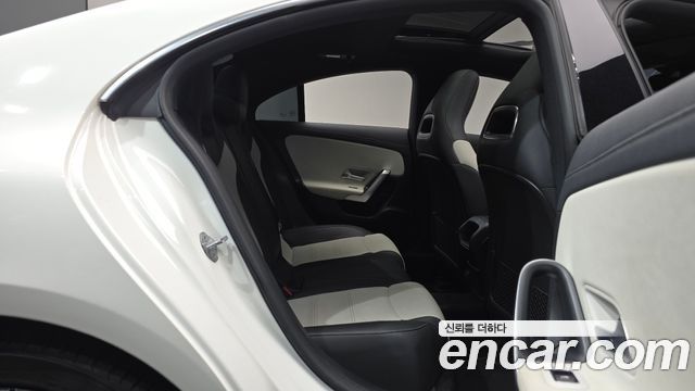 Mercedes-Benz CLA-Class 2020 — photo 18