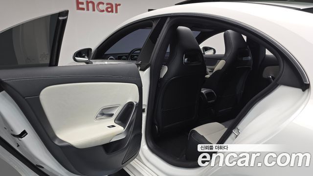 Mercedes-Benz CLA-Class 2020 — photo 16