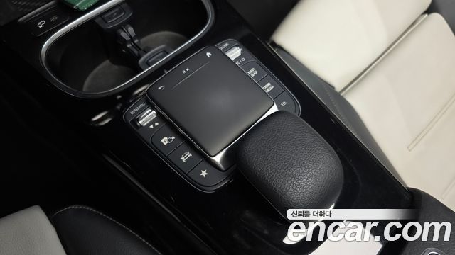 Mercedes-Benz CLA-Class 2020 — photo 29
