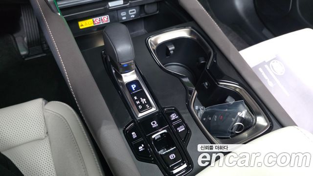 Lexus RX 2025 — photo 12