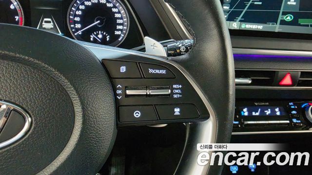 Hyundai Sonata 2022 — photo 19
