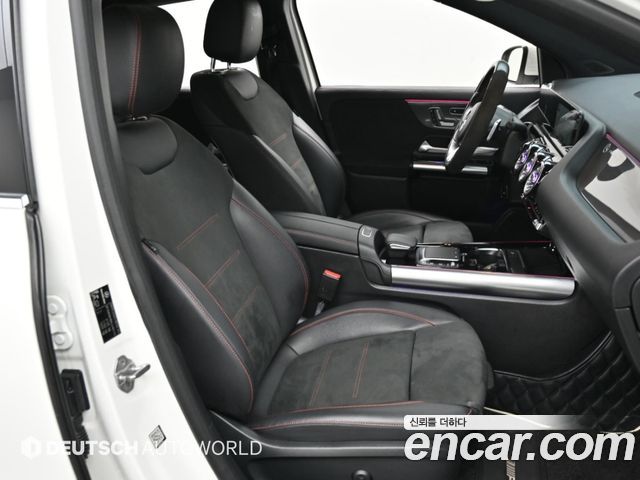 Mercedes-Benz GLA-Class 2020 — photo 10