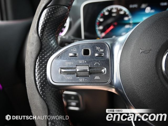 Mercedes-Benz GLA-Class 2020 — photo 18