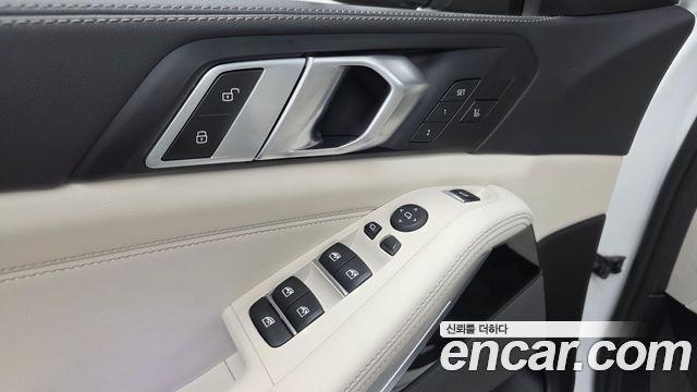 BMW X5 2026 — photo 30