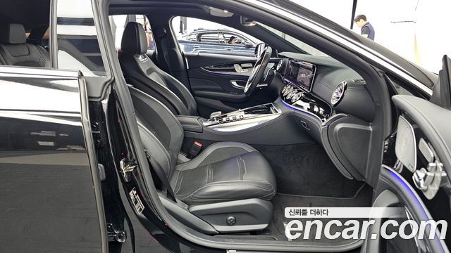 Mercedes-Benz AMG GT 2021 — photo 17