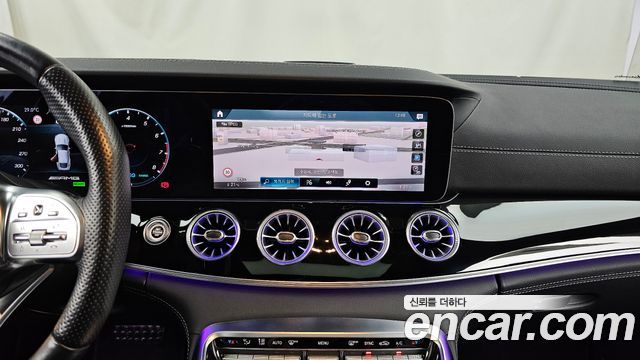 Mercedes-Benz AMG GT 2021 — photo 20