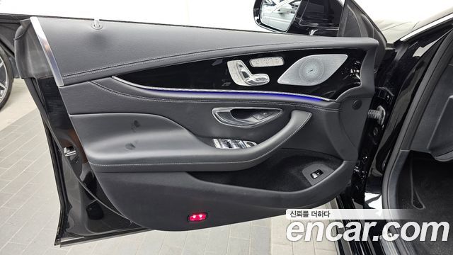 Mercedes-Benz AMG GT 2021 — photo 14