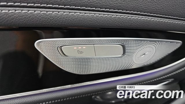 Mercedes-Benz AMG GT 2021 — photo 33