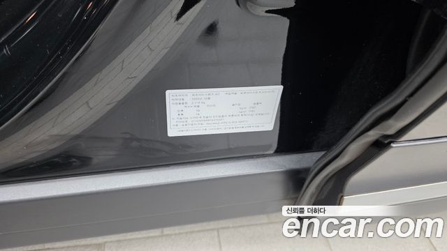 Mercedes-Benz GLB-Class 2023 — photo 29
