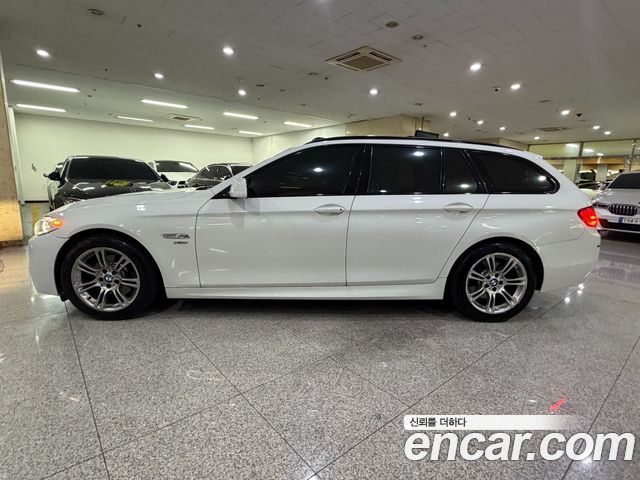 BMW 5-Series 2012 — photo 3