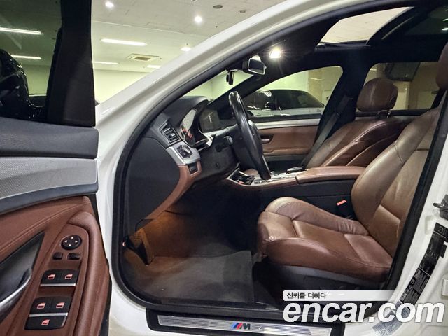 BMW 5-Series 2012 — photo 7