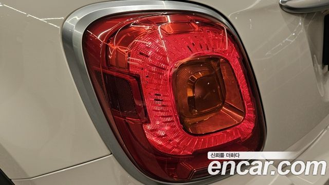 Fiat 500X 2016 — photo 17