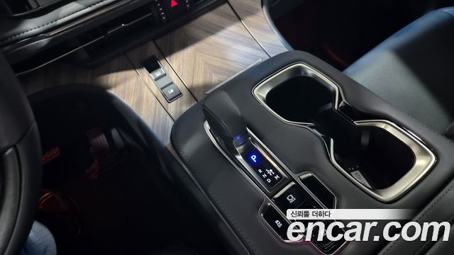 Lexus LM 2025 — photo 9
