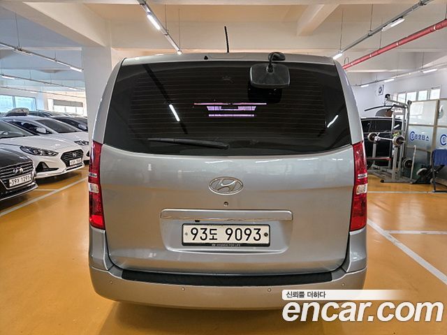 Hyundai Starex 2016 — photo 3