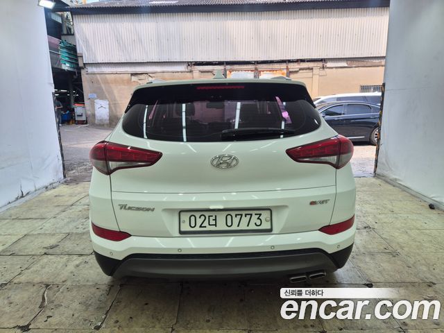 Hyundai Tucson 2016 — photo 16