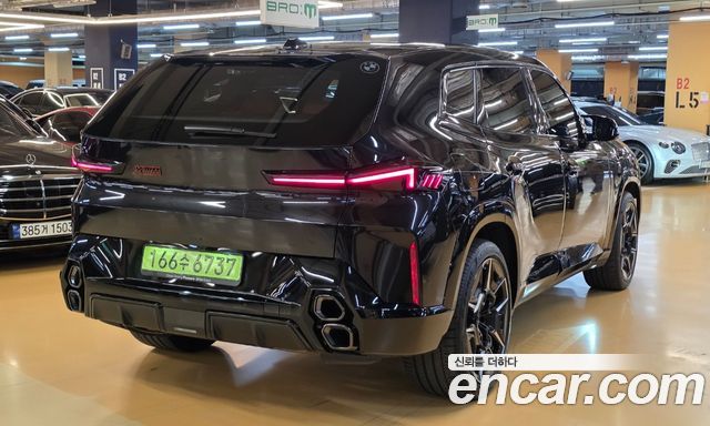 BMW XM 2026 — photo 2