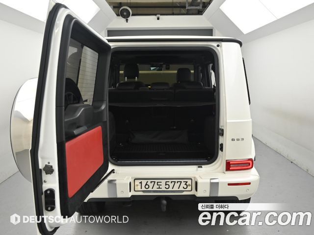 Mercedes-Benz G-Class 2019 — photo 19