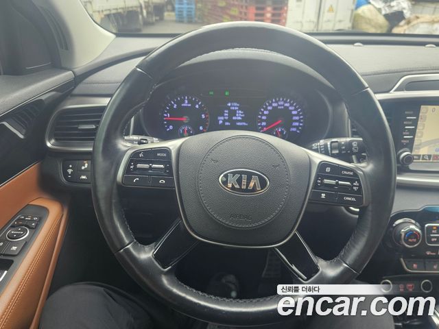 Kia Sorento 2019 — photo 10