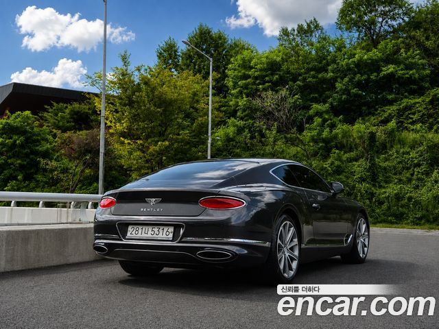 Bentley Continental 2019 — photo 3