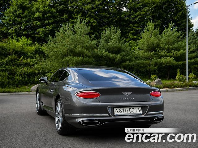 Bentley Continental 2019 — photo 4