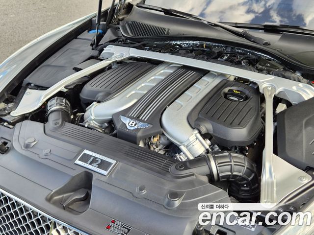 Bentley Continental 2019 — photo 6