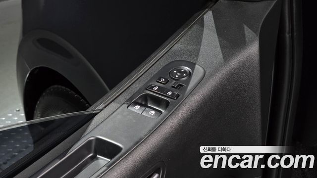 Hyundai Staria 2023 — photo 16