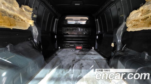 Hyundai Staria 2023 — photo 20