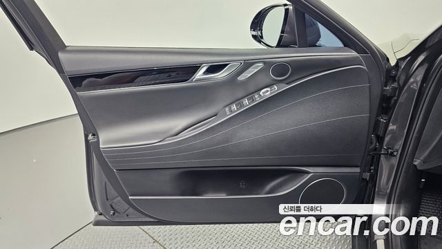 Genesis G80 2021 — photo 14