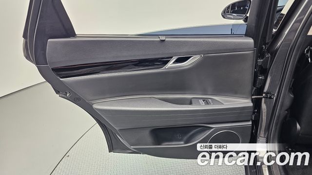 Genesis G80 2021 — photo 15