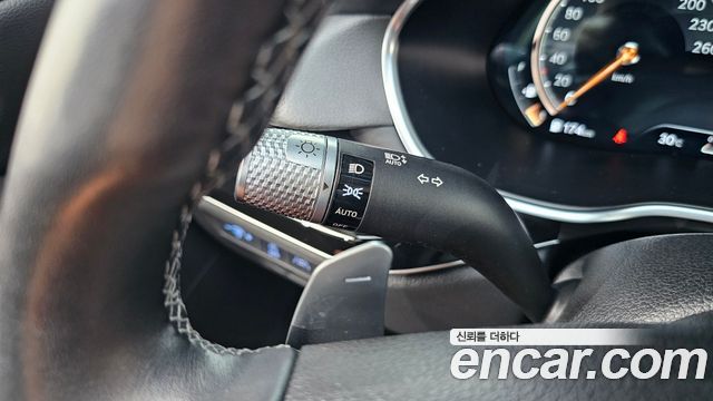 Genesis G80 2021 — photo 32