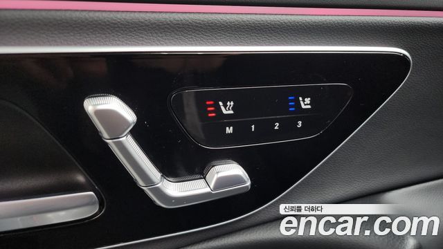 Mercedes-Benz E-Class 2025 — photo 31