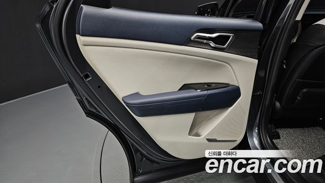 Kia Sportage 2022 — photo 15
