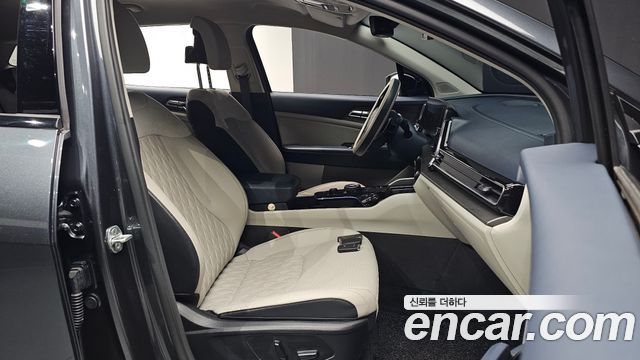 Kia Sportage 2022 — photo 16