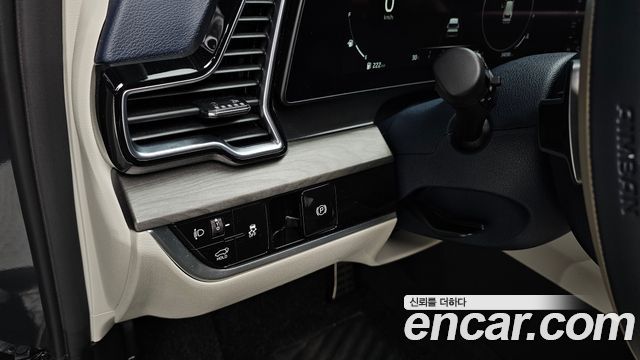 Kia Sportage 2022 — photo 29