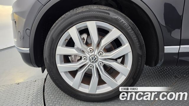 Volkswagen Touareg 2015 — photo 5