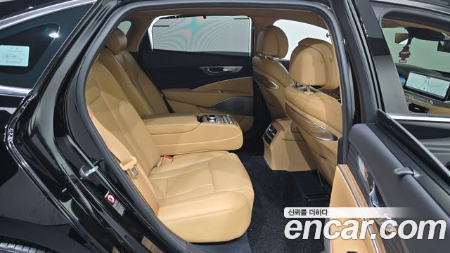 Kia K9 2023 — photo 17