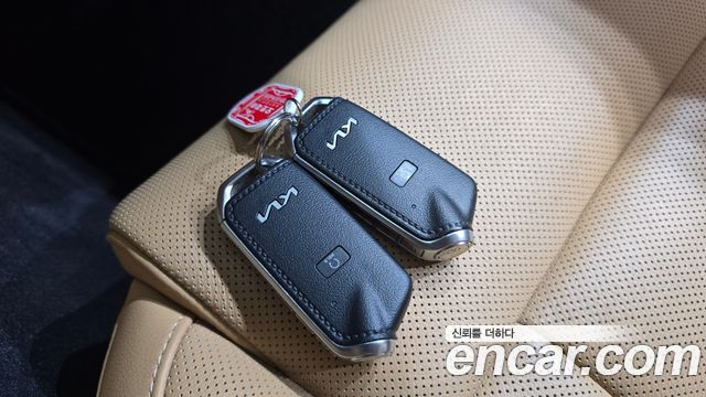 Kia K9 2023 — photo 23