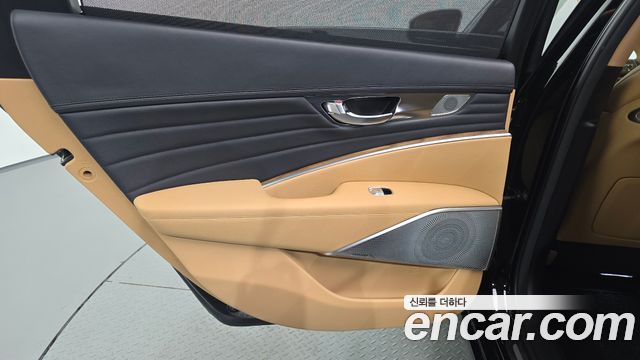 Kia K9 2023 — photo 15