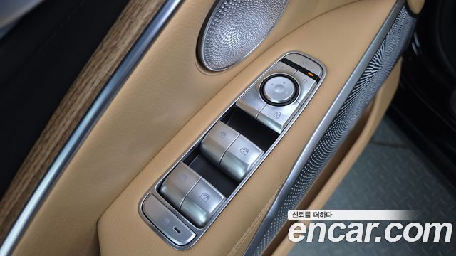 Kia K9 2023 — photo 28