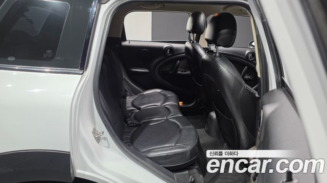 Mini Countryman 2011 — photo 12