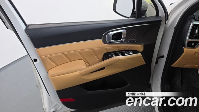 Kia Sorento 2023 — photo 14