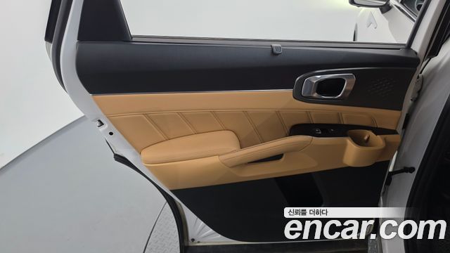 Kia Sorento 2023 — photo 15