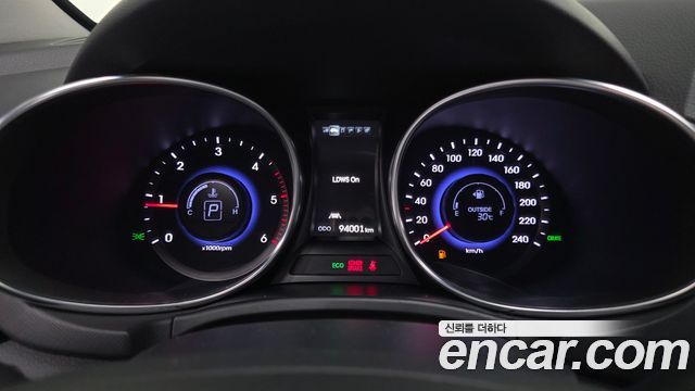 Hyundai Santafe 2013 — photo 8