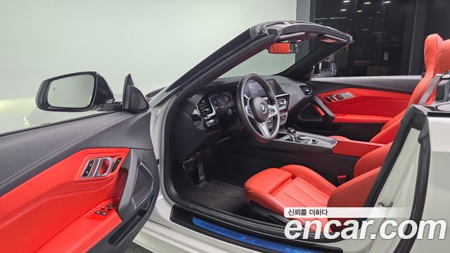 BMW Z4 2022 — photo 10