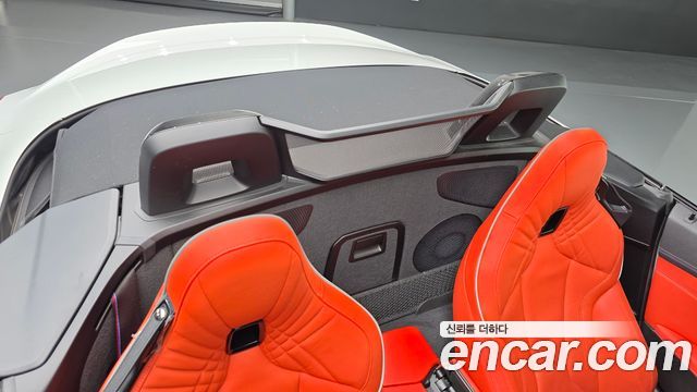 BMW Z4 2022 — photo 12