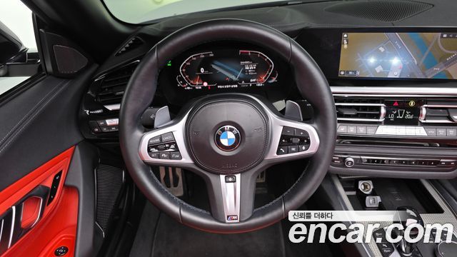 BMW Z4 2022 — photo 13