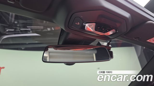 BMW Z4 2022 — photo 16