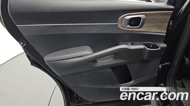 Kia Sorento 2022 — photo 15